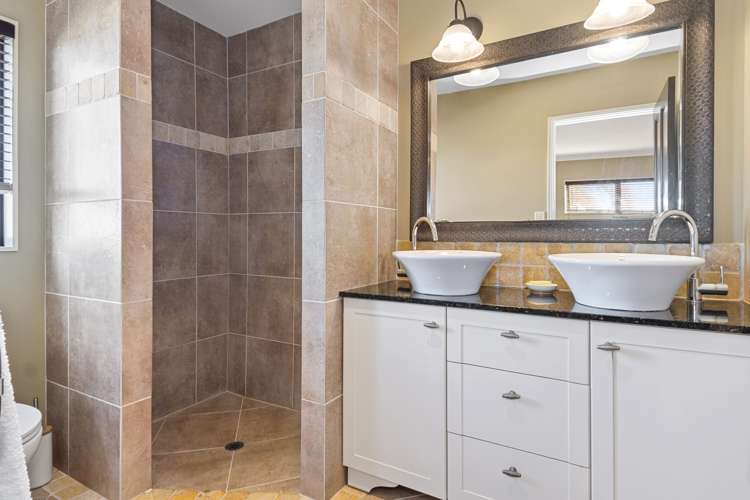 23 Santa Cruz Drive Papamoa_16