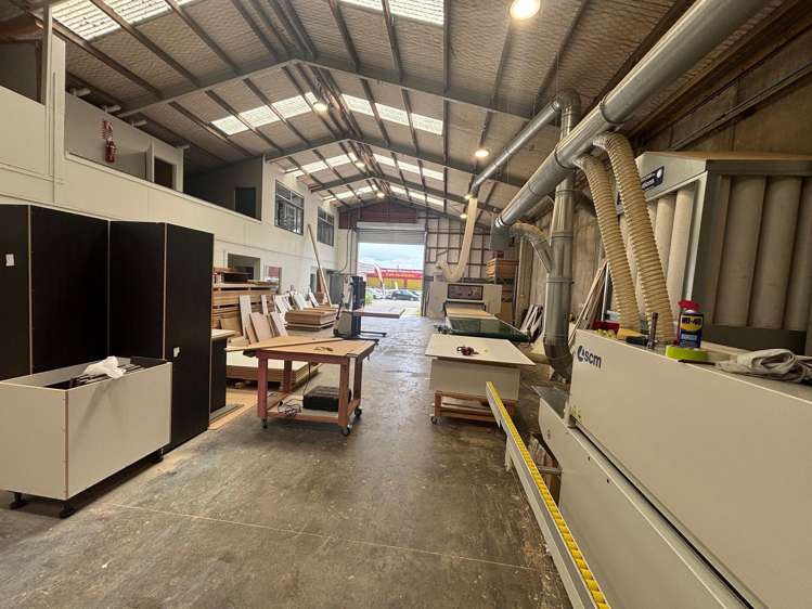 122 Gracefield Road Lower Hutt_6