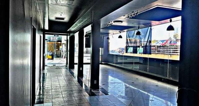 (Unit 11) 62-78 Hurstmere Road Takapuna_2