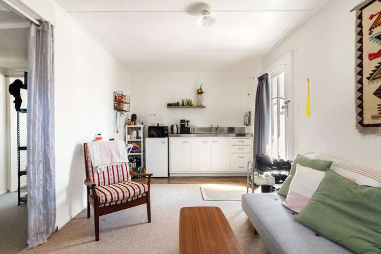 16 Parau Street Kaiti_21