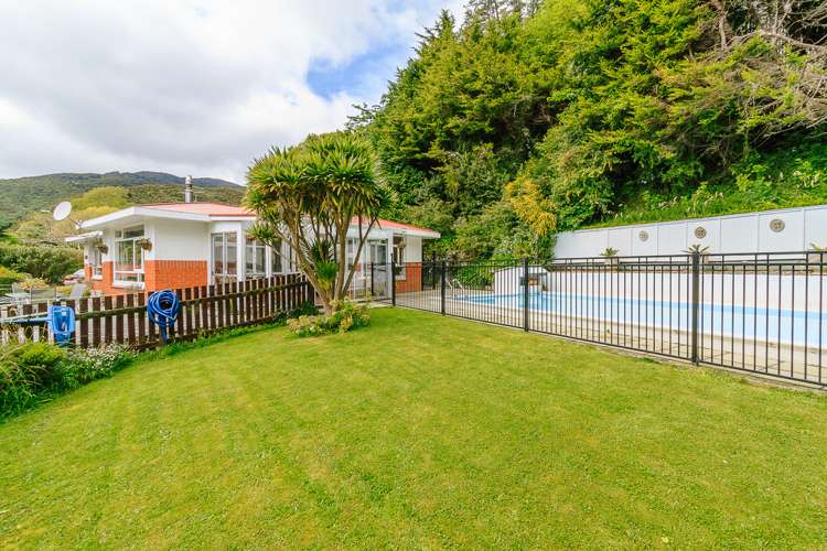 120 Hine Road Wainuiomata_15