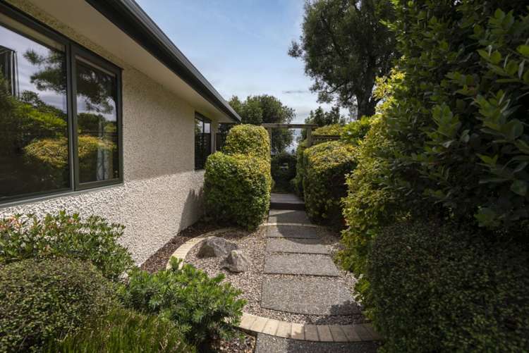 450 Suffolk Road Stoke_18