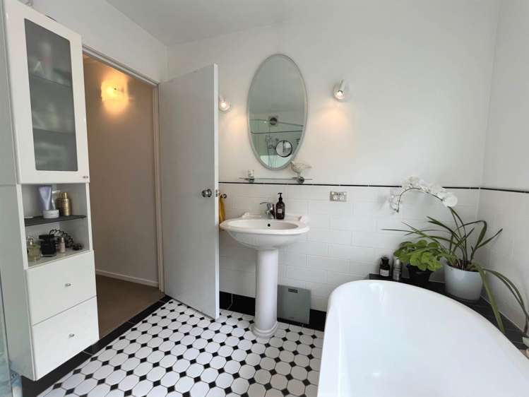 1/38 Cheltenham Road Devonport_4