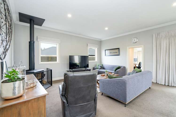 22 King Street Windsor_13