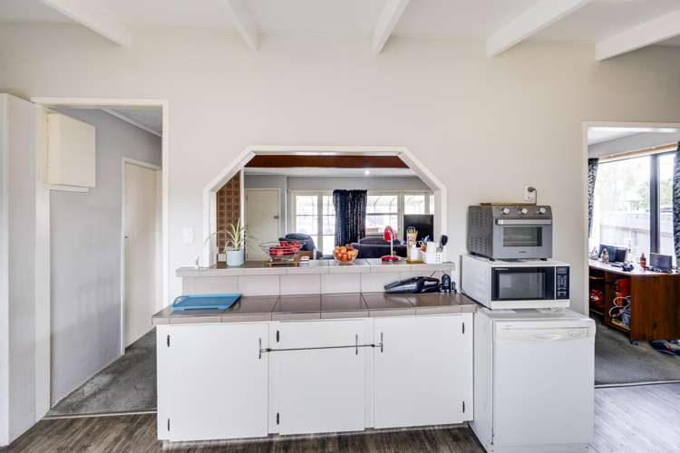 20 Warwick Crescent Taradale_9