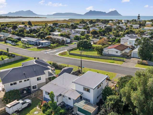 14 Garland Road Ruakaka_3