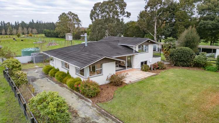 339 Dixons Road_1