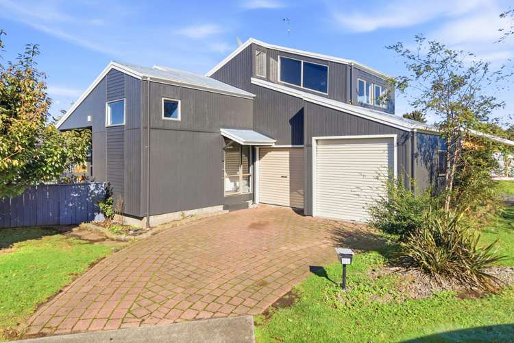 29 Exeter Crescent Springvale_18