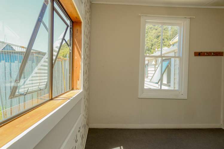 9 Alexander Terrace Greymouth_27