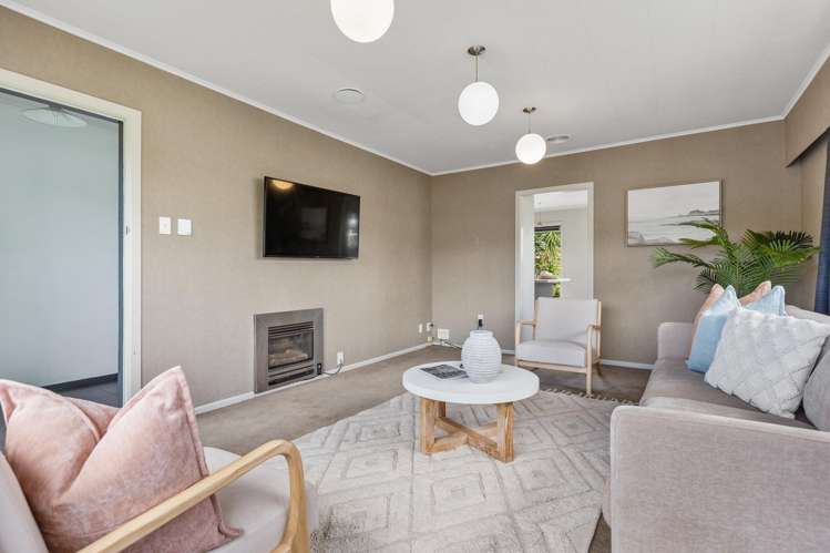 27 Rospeath Crescent Spotswood_5