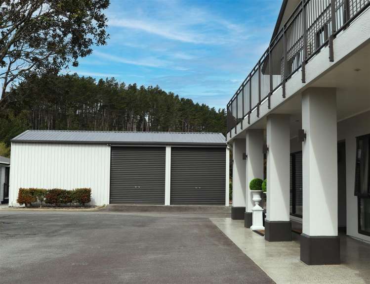 179 Coulson Road Paroa_23