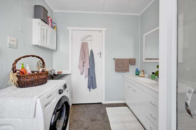 427 Broadway Stratford_17