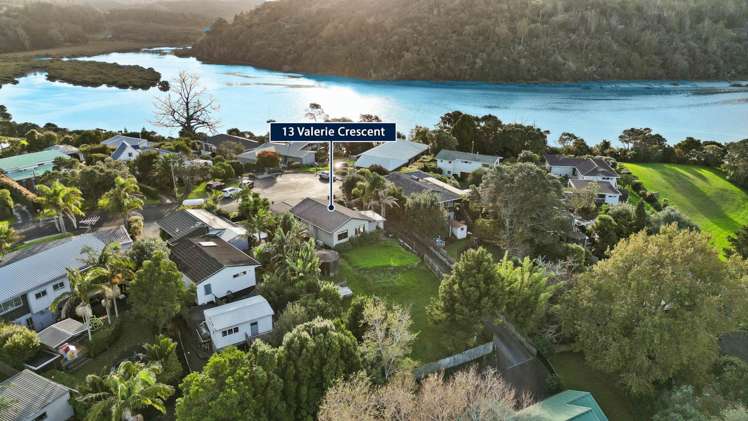 13 Valerie Crescent Okura_6