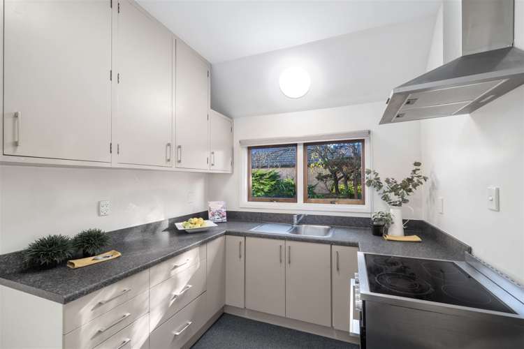 385 Yaldhurst Road Russley_6