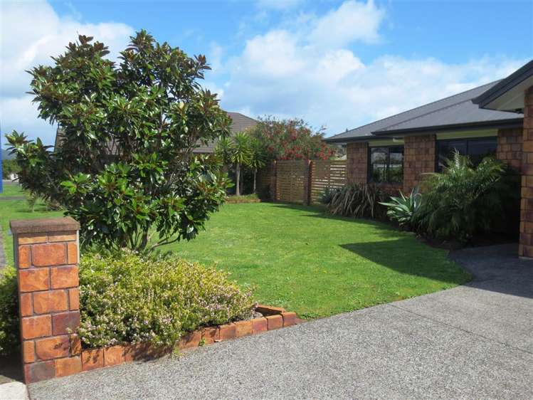 69 Cholmondeley Crescent Whitianga_17