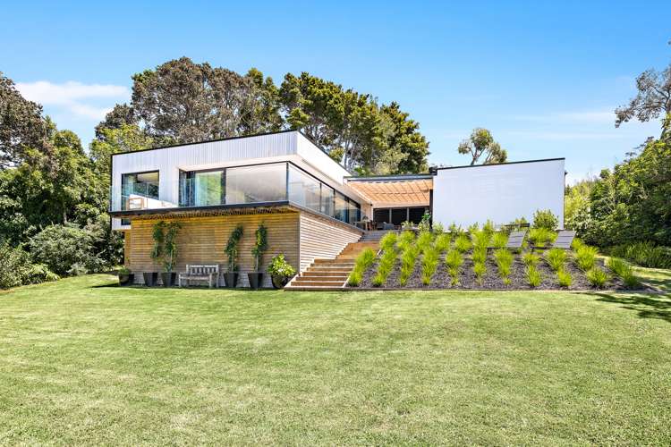 17 Rangimaarie Crescent Snells Beach_24