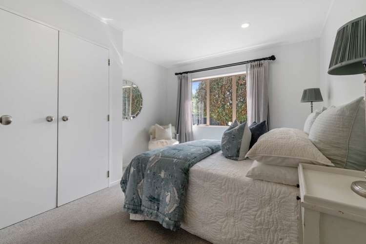 17 Lushington Place Huntington Park_15