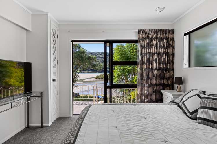 6 Waiwera Road Waiwera_9