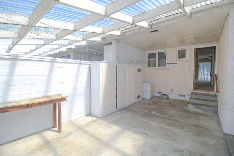 217a Queens Drive Windsor_14