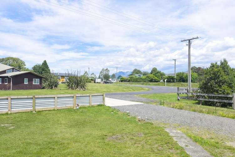 19a Mackenzie Street National Park_9