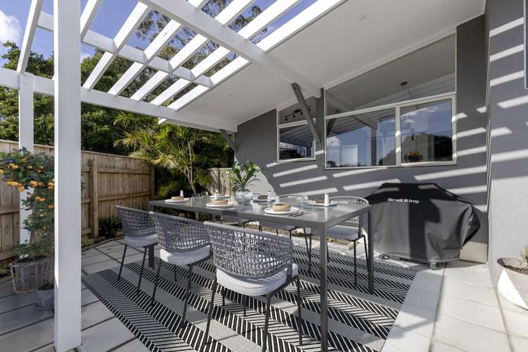 25 Waiwera Place Merrilands_13