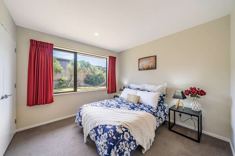 14 Tararua Close Aotea_18