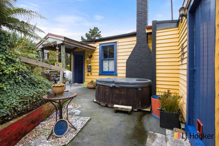 14 Banks Lane Waikino_14