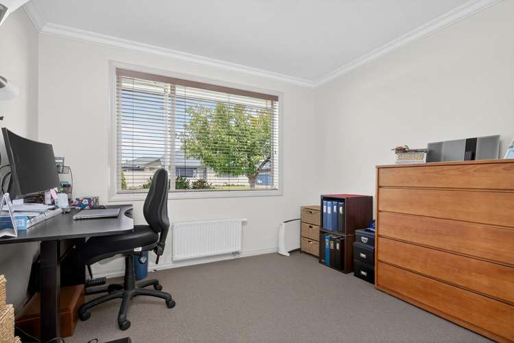 10 Larch Crescent Alexandra_17