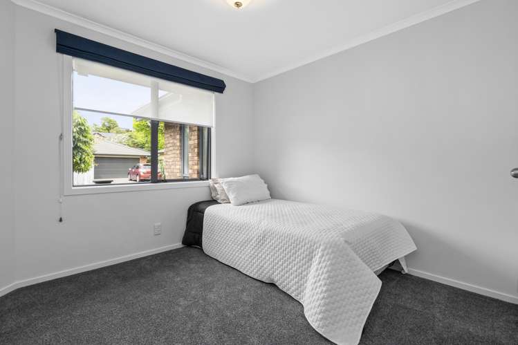 5 Bronte Place Leamington_11