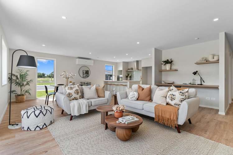 9 Georgina Beyer Way Carterton_1