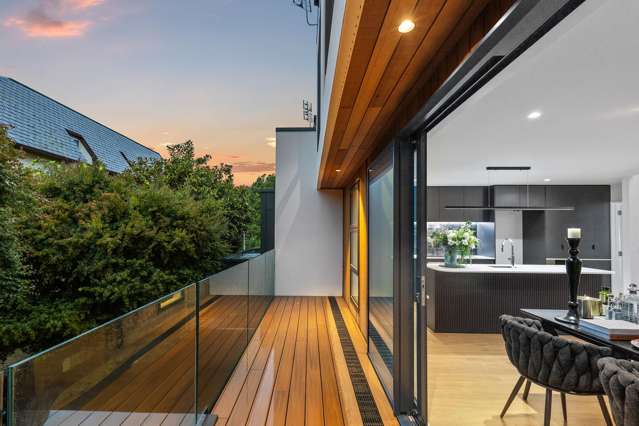 2/11 Carlton Mill Road Merivale_2