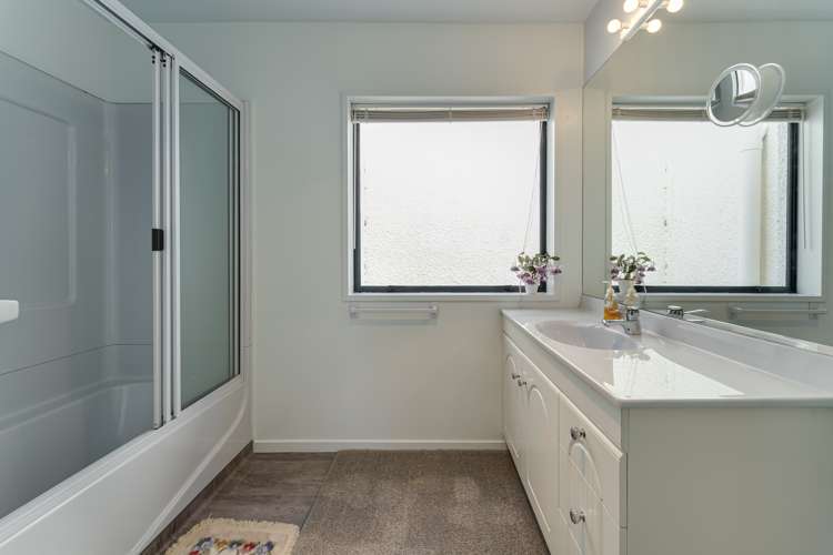 5 Edinburgh Drive Queenstown_15