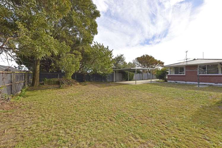 178 Shortland Street Aranui_19