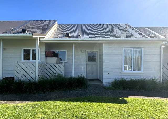 Walking distance to Onerahi Shops