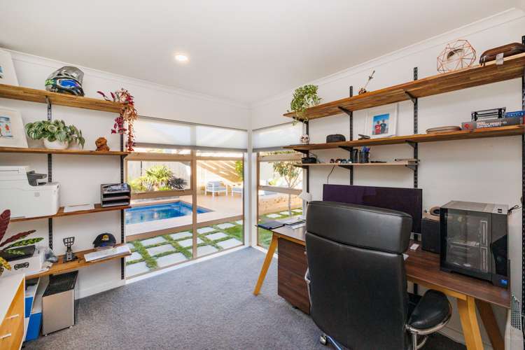 165 Pacific Drive Fitzherbert_23