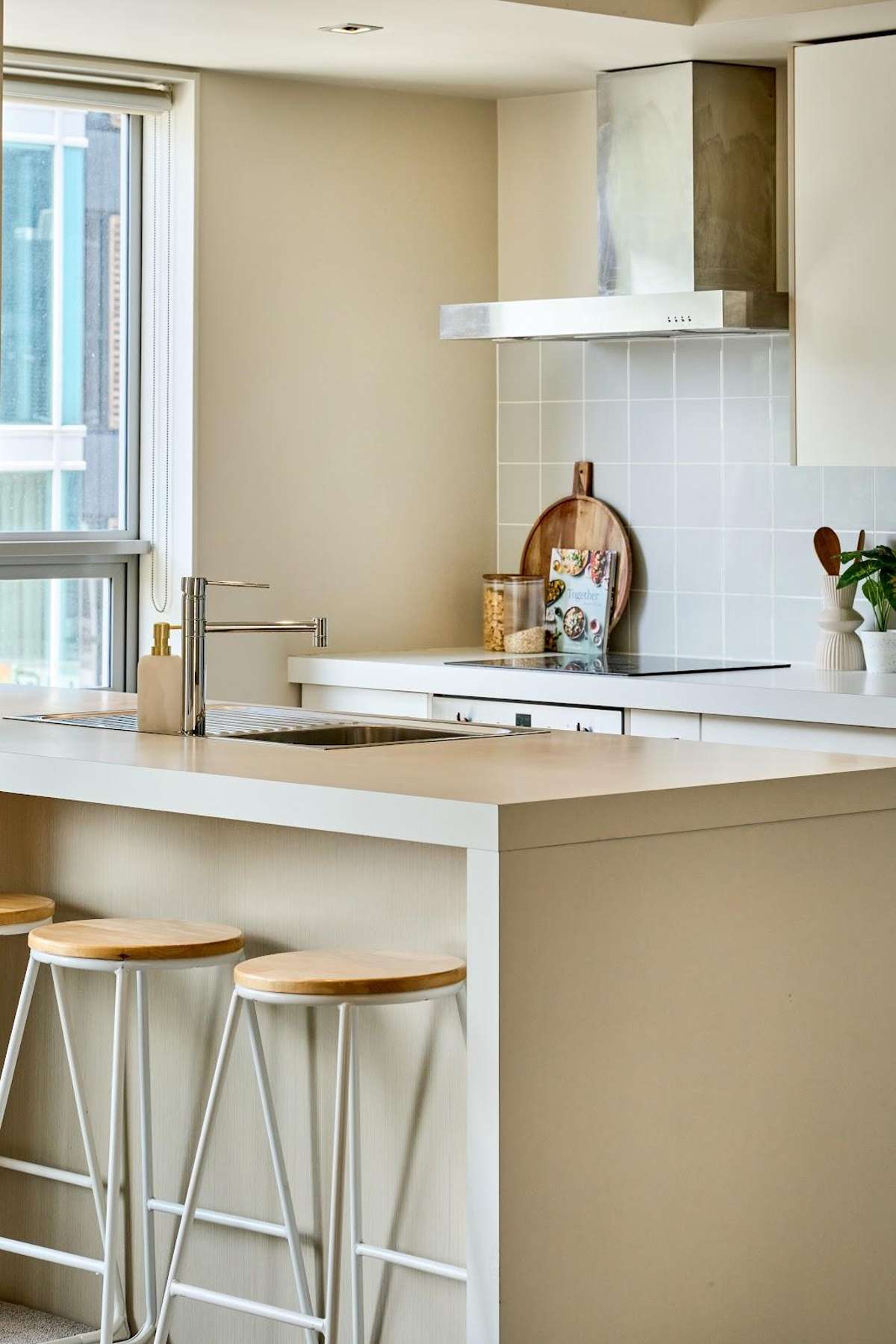 3J/245 Wakefield Street_3