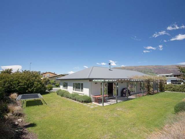 225 Stone Street Wanaka_1