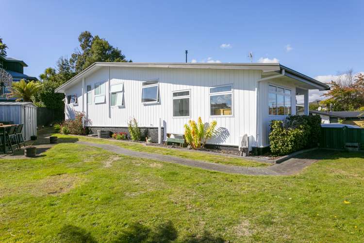 1/20 Gillies Avenue Taupo_16