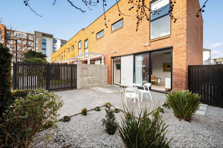 16 Uku Lane Hobsonville_16