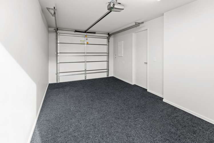 2/22 Clissold Street Merivale_21