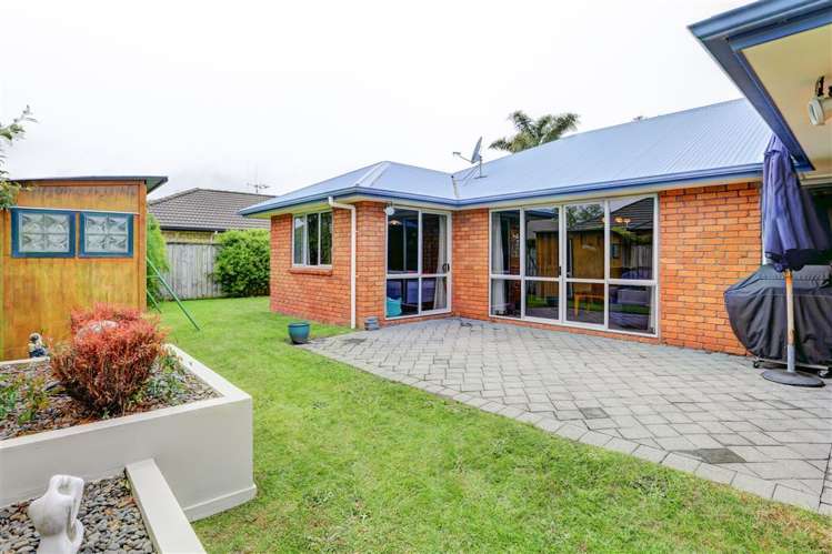 4 Taunton Court Huntington_17