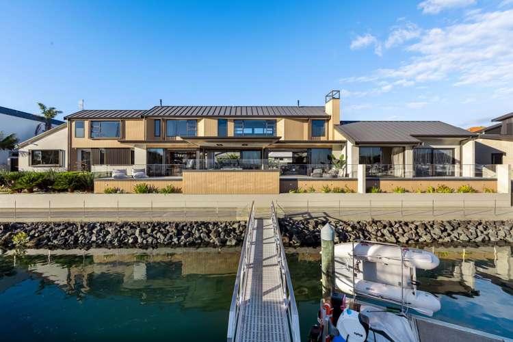 38 Rue D Amarres Gulf Harbour_21