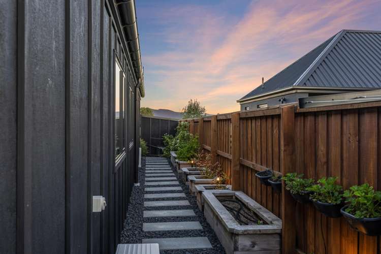 8 Ellerslie Lane Lincoln_26