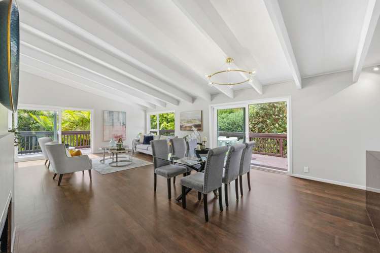 26 Pickwick Parade Mellons Bay_7