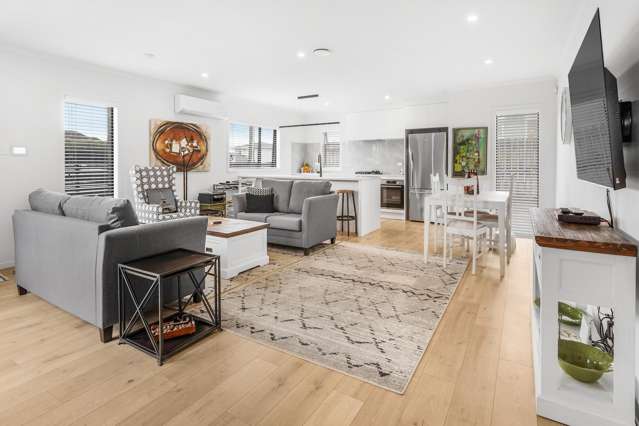 1/164 Cambridge Road Hillcrest_2
