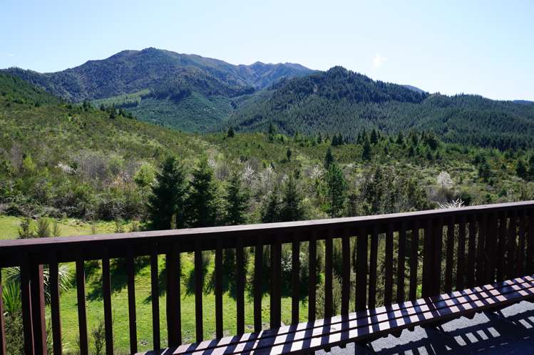 97 Chalet Crescent Hanmer Springs_8