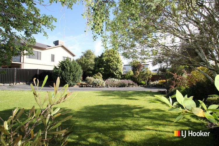 16 Friendship Drive_2
