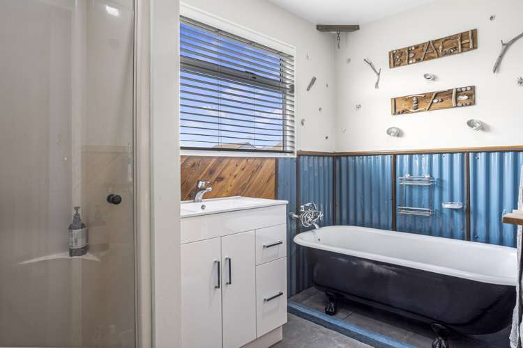 22 Amberley Beach Road Amberley_12