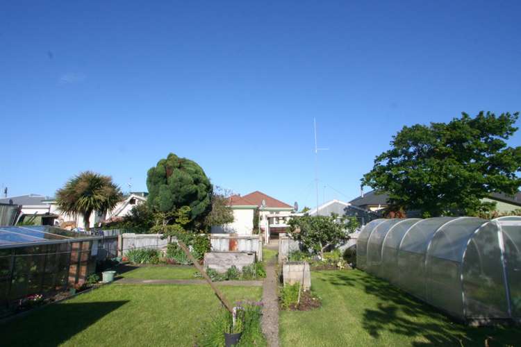 242 Pomona Street Strathern_15