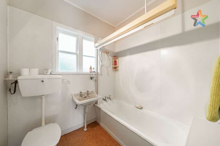 99 Sunshine Avenue Karori_19